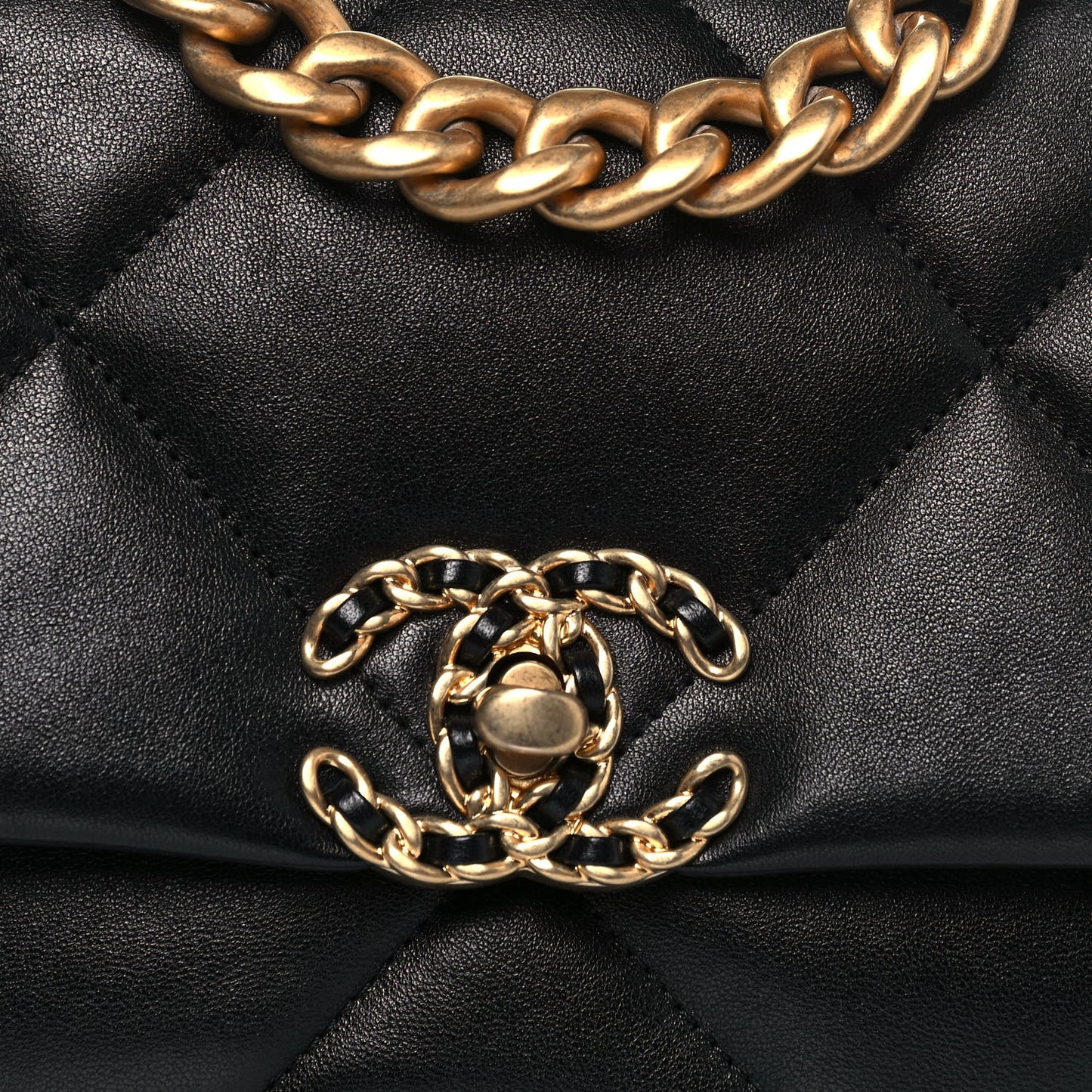 Lambskin Quilted Medium Chanel 19 Flap Black