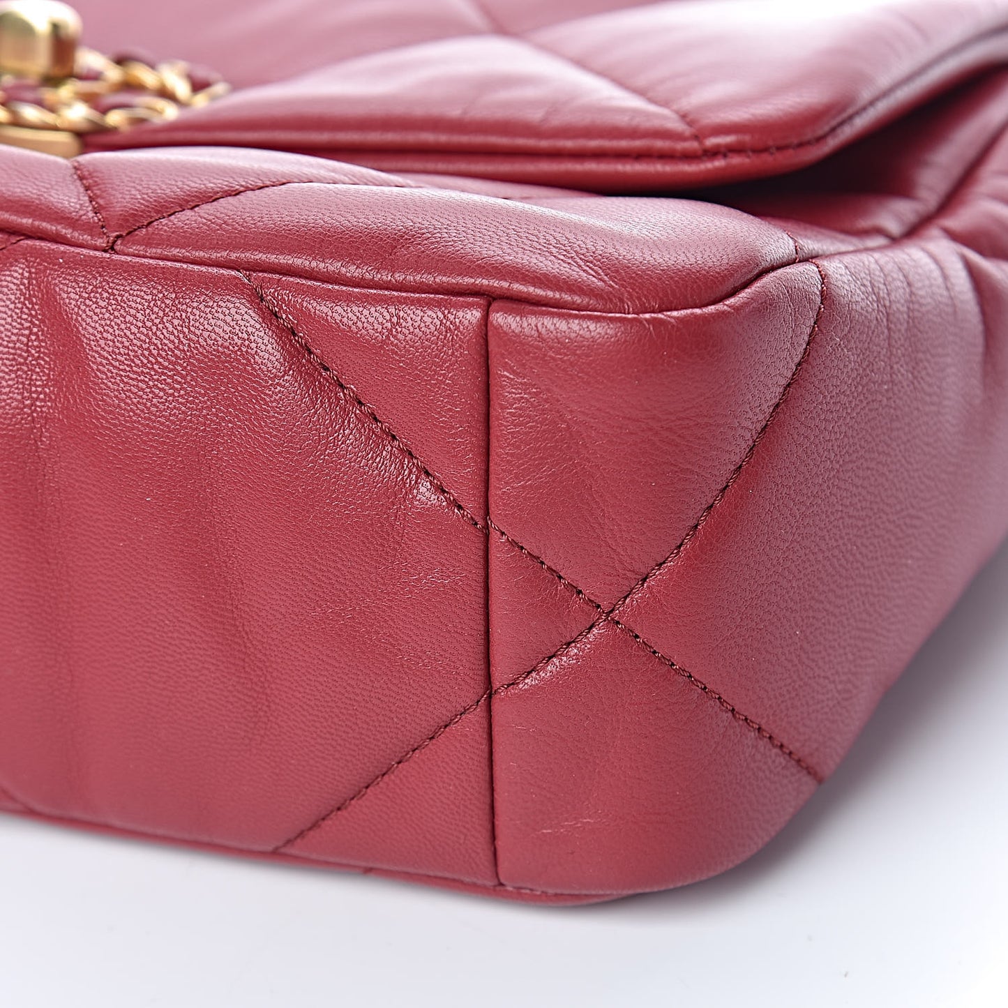 Lambskin Quilted Medium Chanel 19 Flap Red