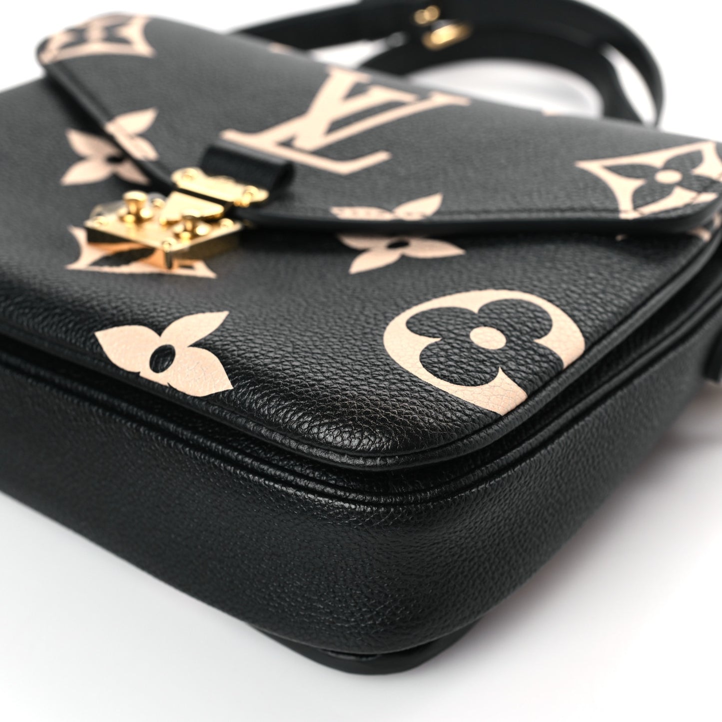 Empreinte Monogram Giant Pochette Metis Black Beige