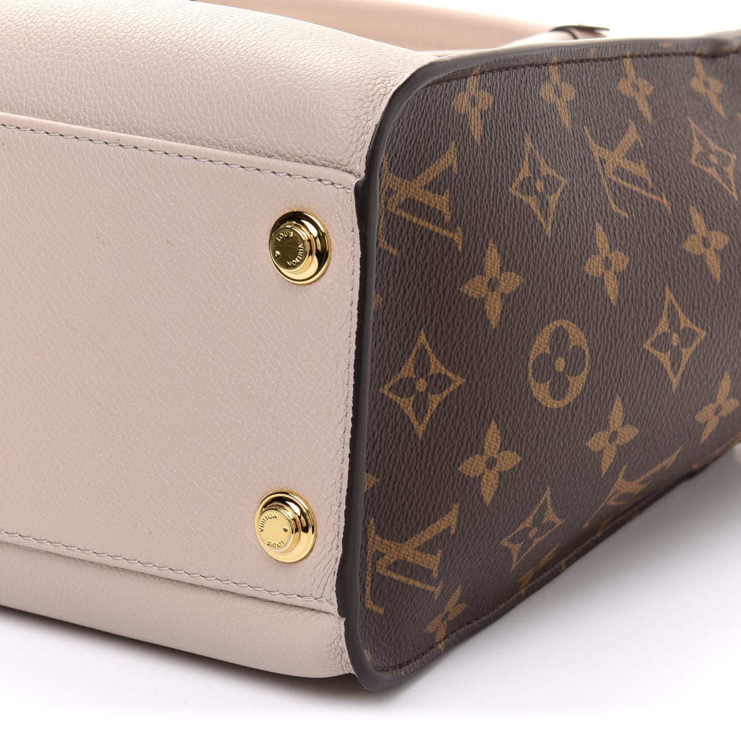 Calfskin Monogram On My Side Greige Size MM