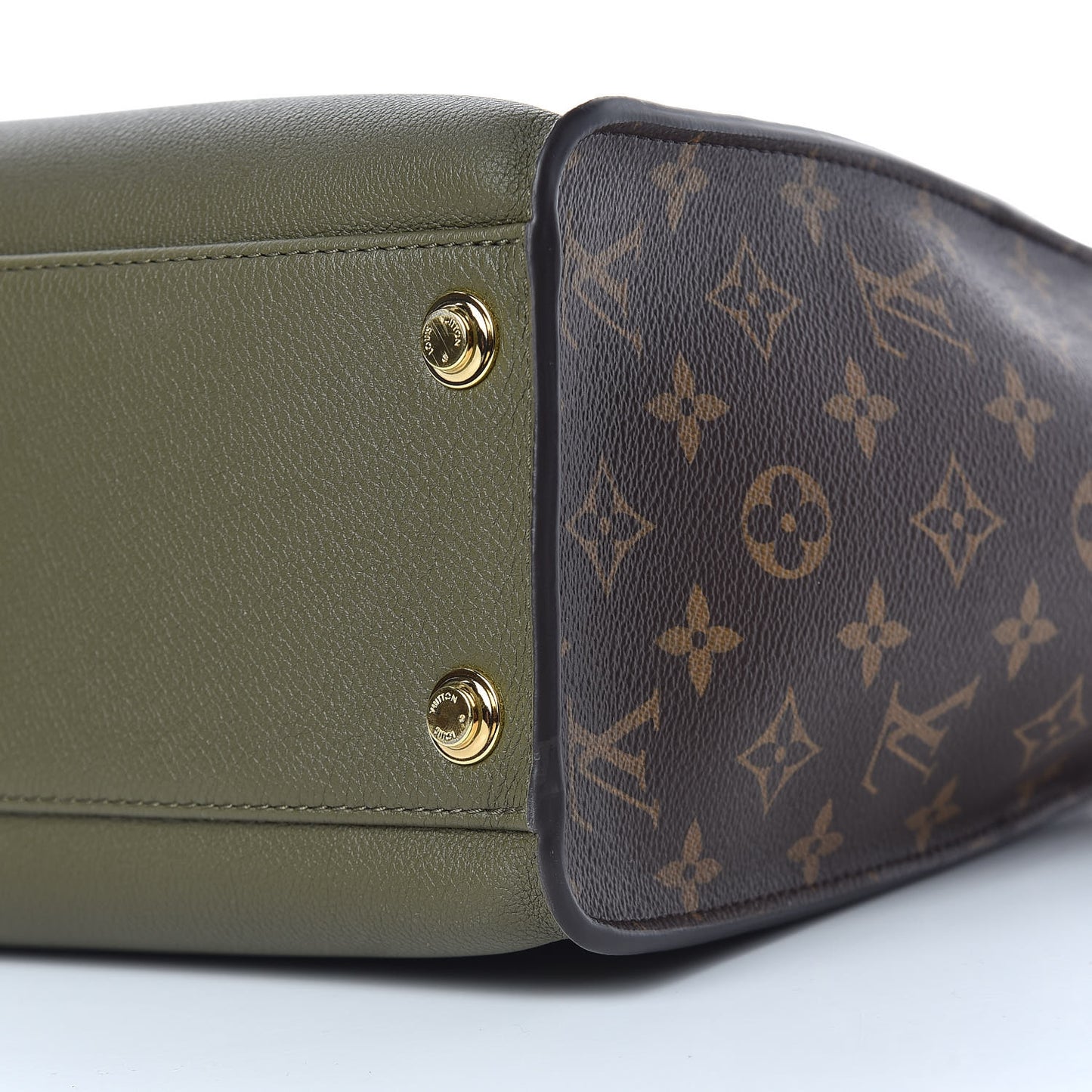 Calfskin Monogram On My Side Laurier